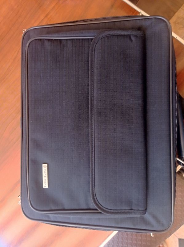 Noutbuk TOSHIBA yangi Noutbuk TOSHIBA yangi