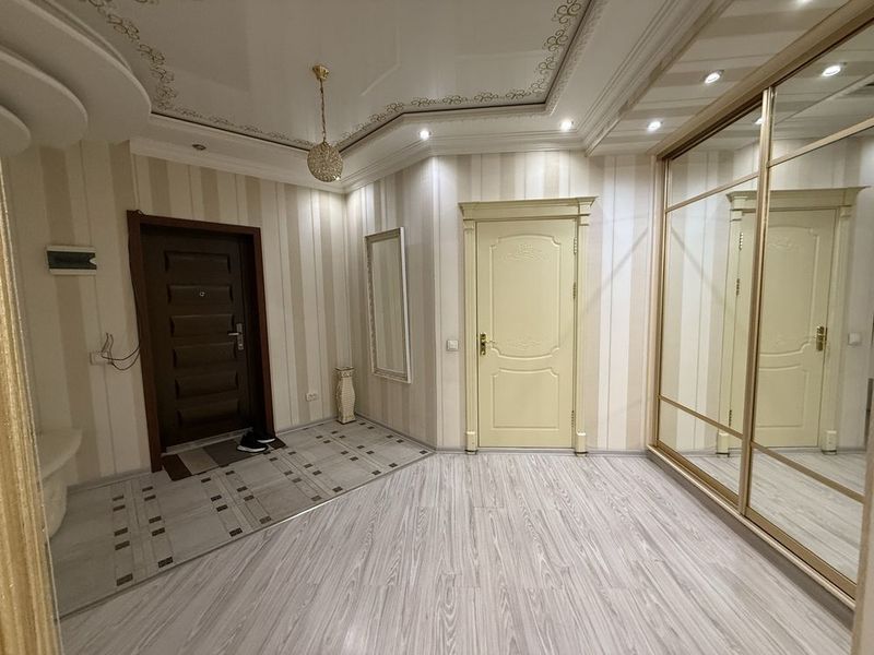 Паркентский бозор атрофидан 3 хона (126кв) Квартира арендага берилади Паркентский бозор атрофидан 3 хона (126кв) Квартира арендага берилади