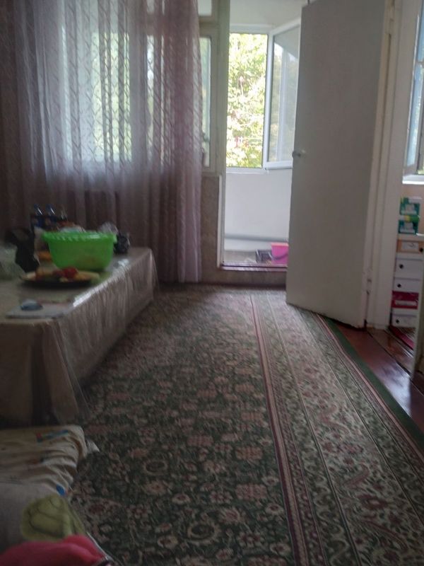 Qizlarni ijaraga qo'yaman Qizlarni ijaraga qo'yaman