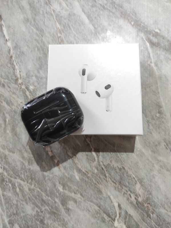 Беспроводные Bluetooth-наушники Airpod3 , с микрофоном, полноразмерные Беспроводные Bluetooth-наушники Airpod3 , с микрофоном, полноразмерные
