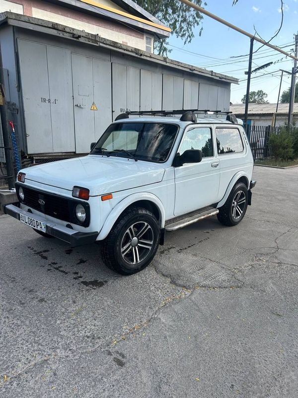Продаётся Нива legenda 4x4 Niva Sotiladi 4x4