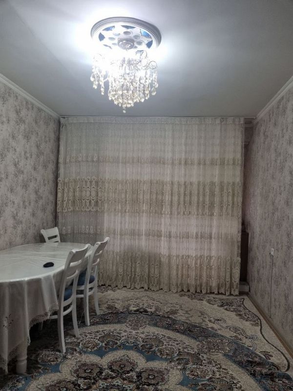 Mirzo Ulugbek rayon uy sotiladi 2/2/9 45.500 Mirzo Ulugbek rayon uy sotiladi 2/2/9 45.500