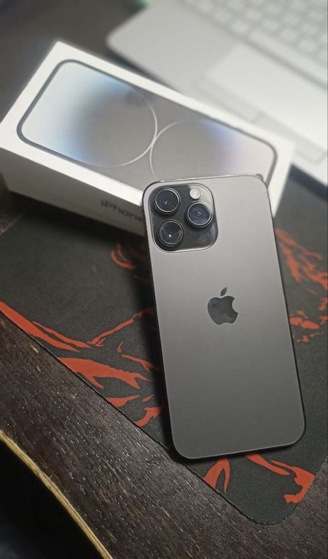 iPhone 14 pro max black iPhone 14 pro max black