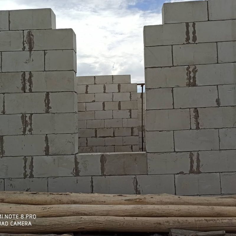 Кладка кирпича газаблок Кладка кирпича газаблок