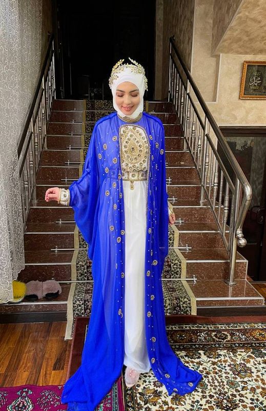 Dubay abaya 1 marta kiyilgan kelin salomga Dubay abaya 1 marta kiyilgan kelin salomga