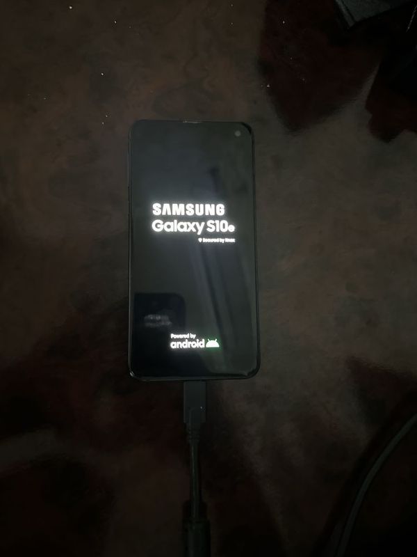 Samsung Galaxy S10E