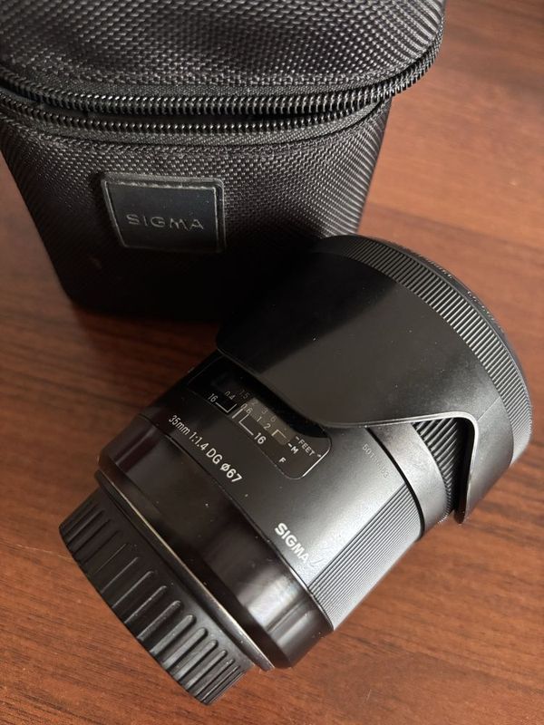 Продаю! Объектив, сигма 35 mm, 1.4 Продаю! Объектив, сигма 35 mm, 1.4