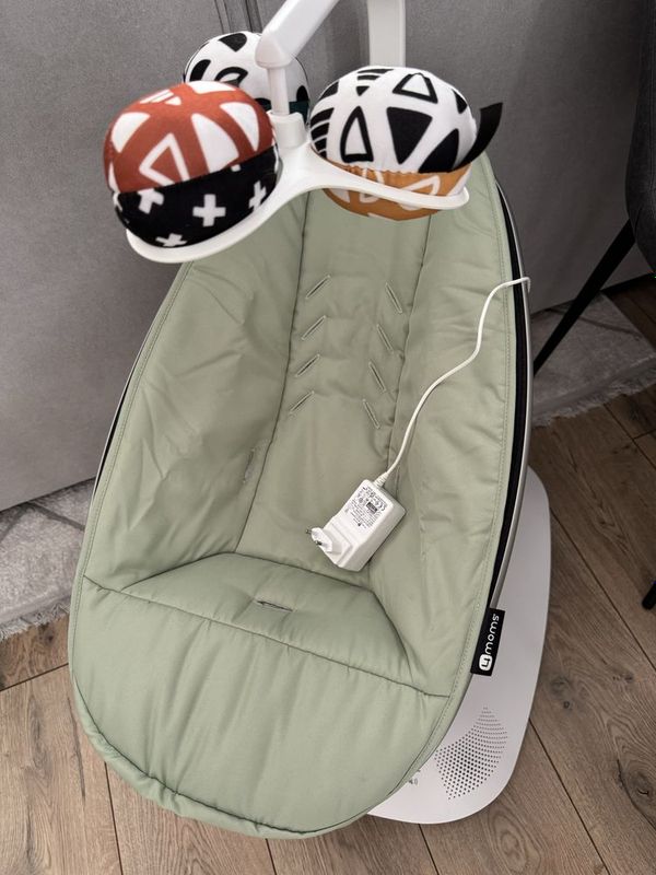 Кресло-качалка 4moms MamaRoo New