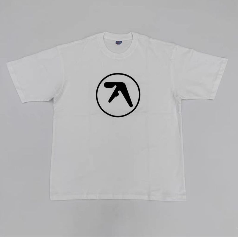 Aphex twin Тишка