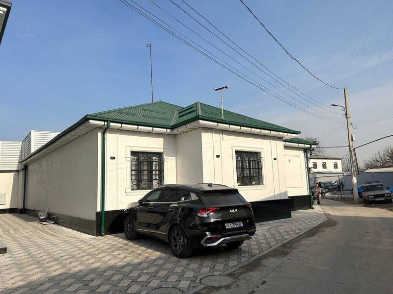 Продаётся уютный дом рядом с ул. Амира Темура Продаётся уютный дом рядом с ул. Амира Темура