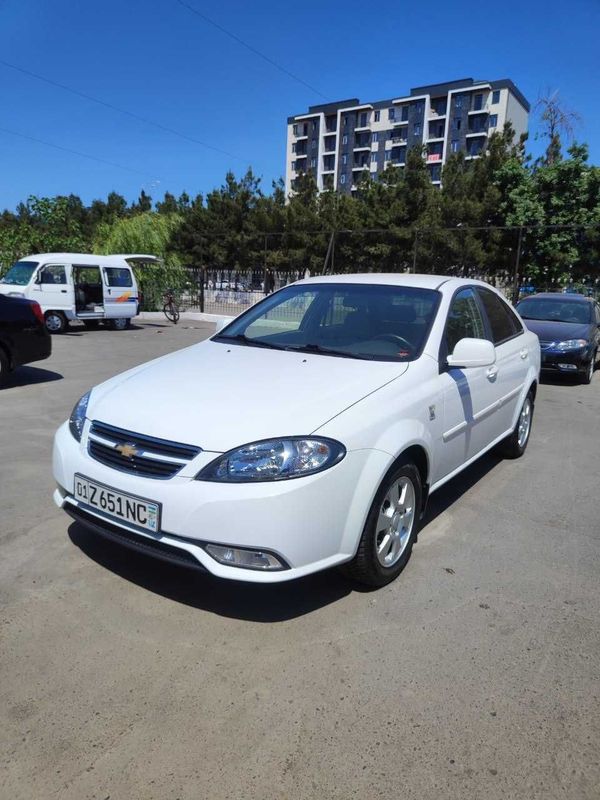 Lacetti bez luk 2023 yil 13000$ Lacetti bez luk 2023 yil 13000$