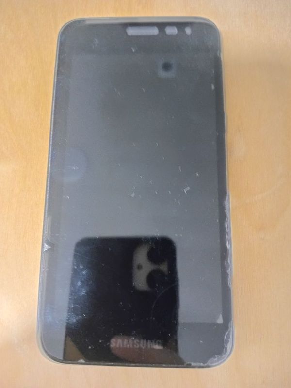 Galaxy j2 sotiladi Galaxy j2 sotiladi