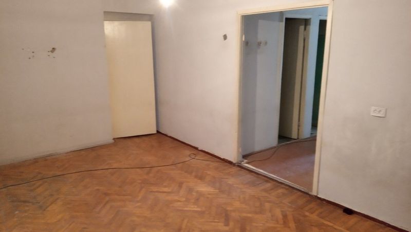 Срочно продаётся Себзар 2/2/4 Срочно продаётся Себзар 2/2/4