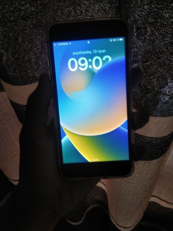 Iphone 8+ sotiadi Iphone 8+ sotiadi