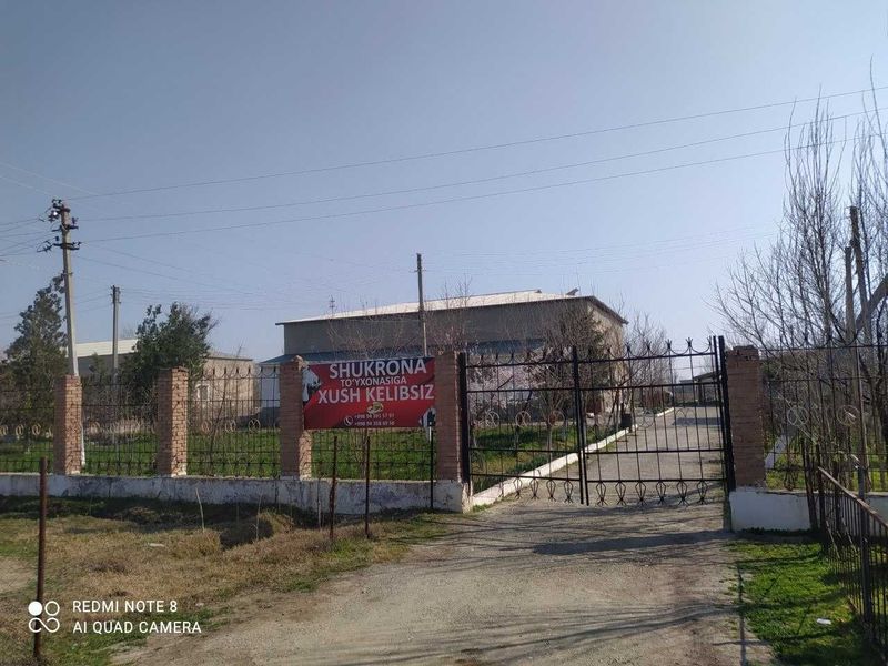 Xovos tumanida oshxona va boshqa inshoatlar binolari sotiladi