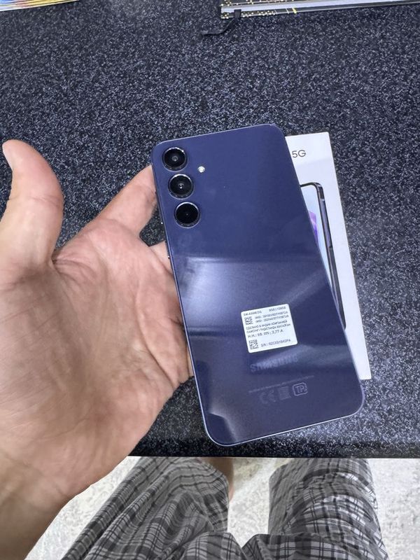 samsung a55 8.128g holati ideal karopka dak bor samsung a55 8.128g holati ideal karopka dak bor