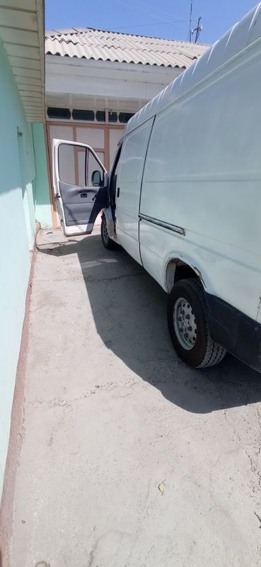 Ford tranzit sotiladi Ford tranzit sotiladi