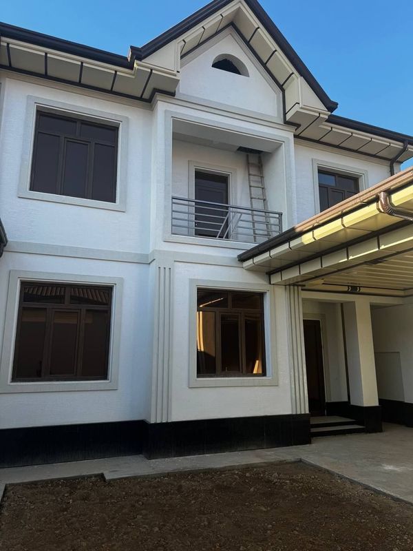 Евро Дом 3 сотки 300 м² 2 этажа 7 комнат Евро Дом 3 сотки 300 м² 2 этажа 7 комнат