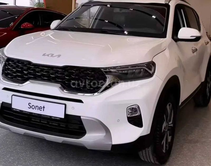 Orient auto leasingda Kia Sonet prestige