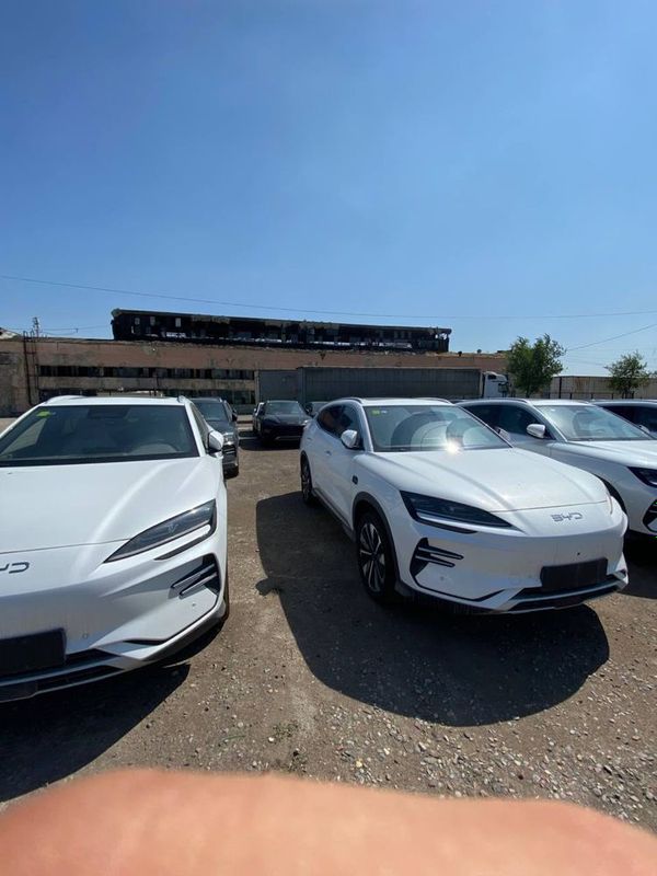 Byd song plus EV champion sotiladi Byd song plus EV champion sotiladi