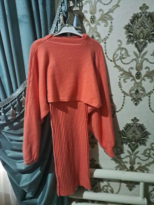 Продам платья Продам платья