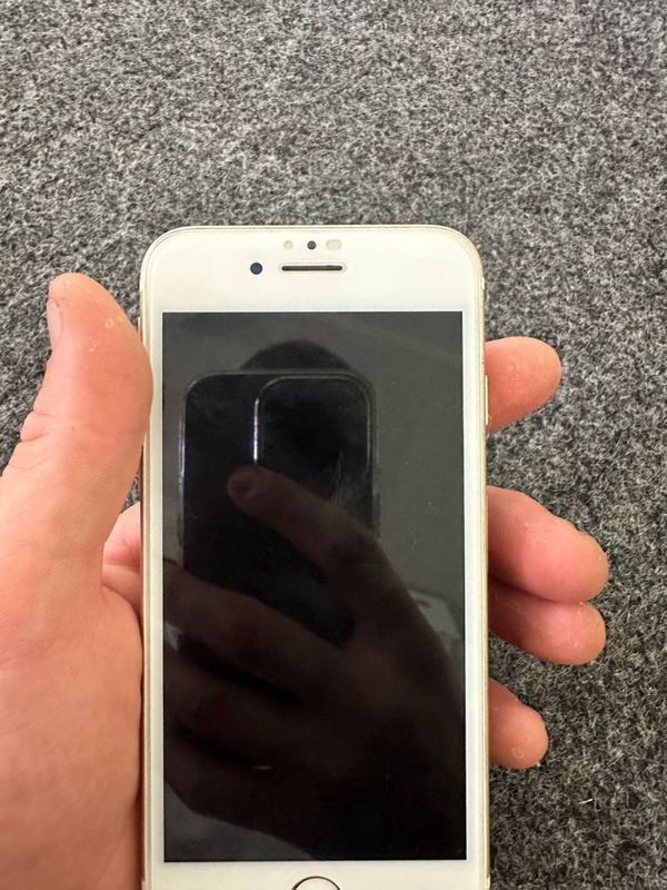 Iphone 7 ishlashi zor 700ming