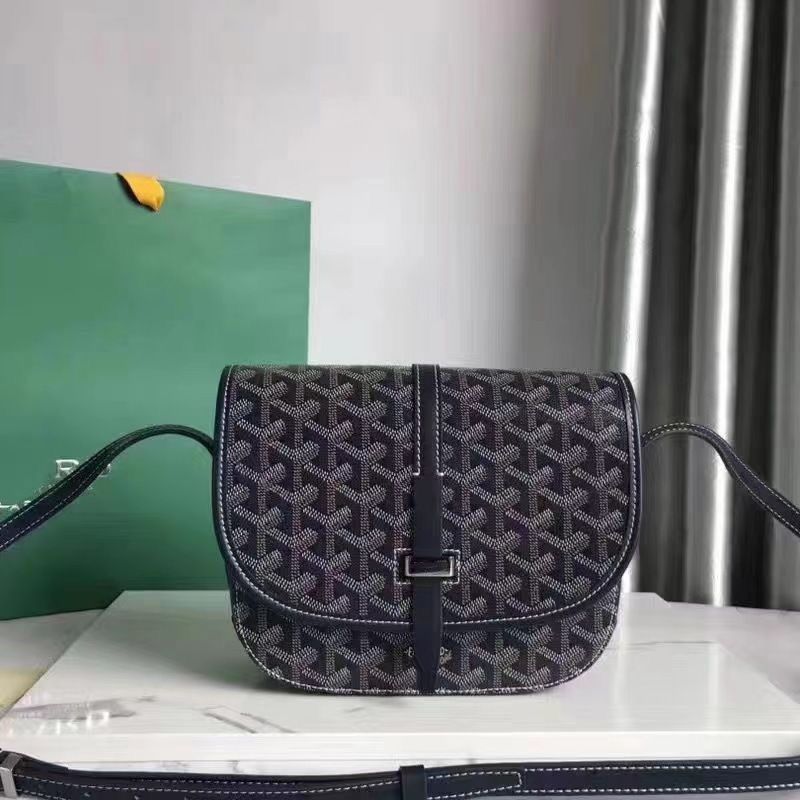 Goyard sotiladi yahshigina narx +kargo