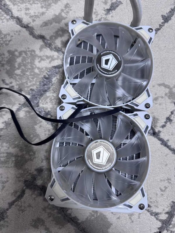 Водяное охлаждение ID-Cooling FROSTFLOW X 240 SNOW, white