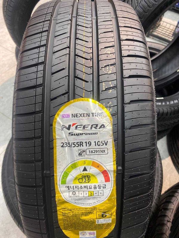 Nexen Nfera Supreme 235/55R19