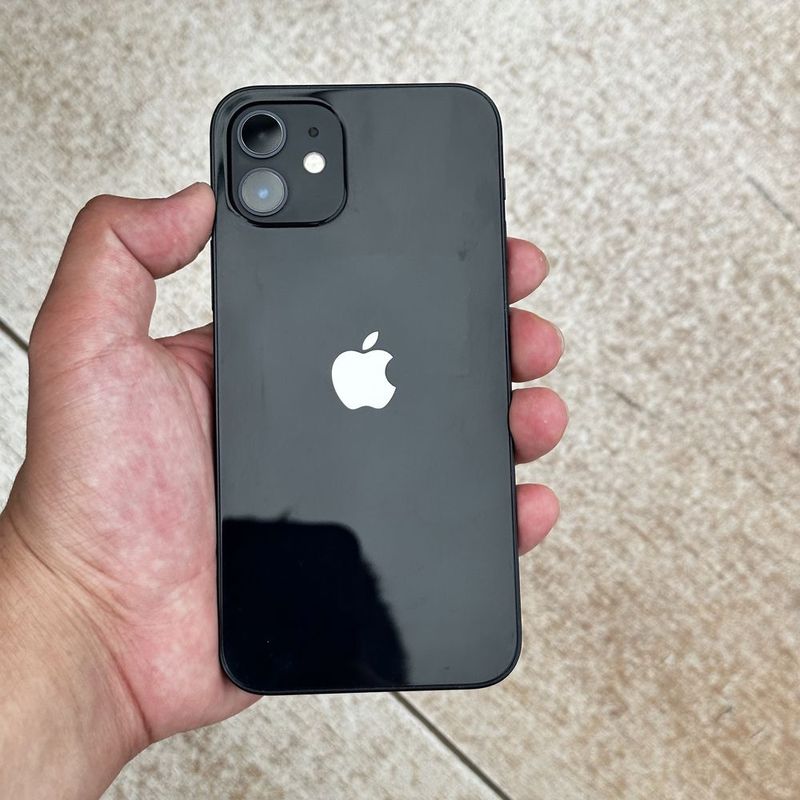 iPhone 12 128gb 75% Black iPhone 12 128gb 75% Black