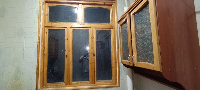 Продаются деревянные окна и двери Продаются деревянные окна и двери