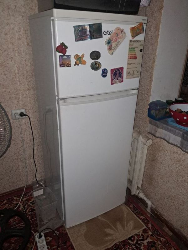 Xoladilnik sotiladi srochna Xoladilnik sotiladi srochna