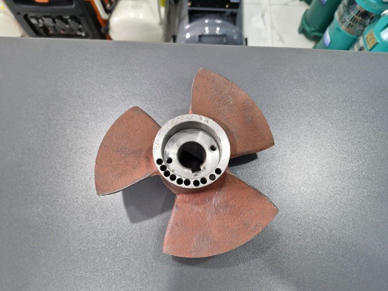 Погружной насос чугун крилчатка QY450-6-11