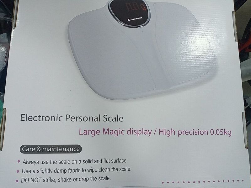 electronic personal scale . электронные весы electronic personal scale . электронные весы