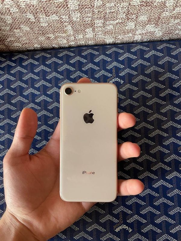 Iphone 8 64 gb sirochna