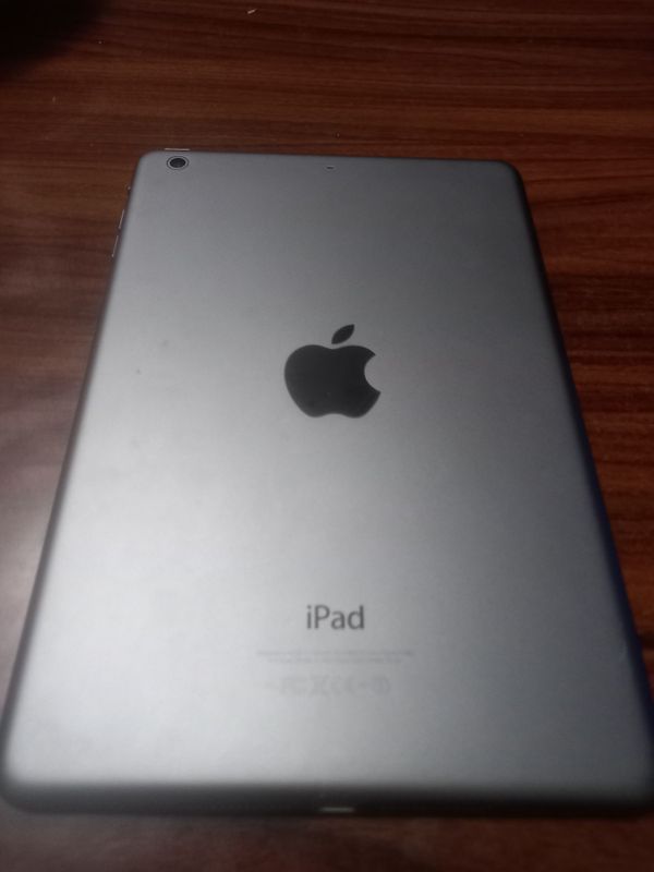 Ipad mini 2 holati ideal