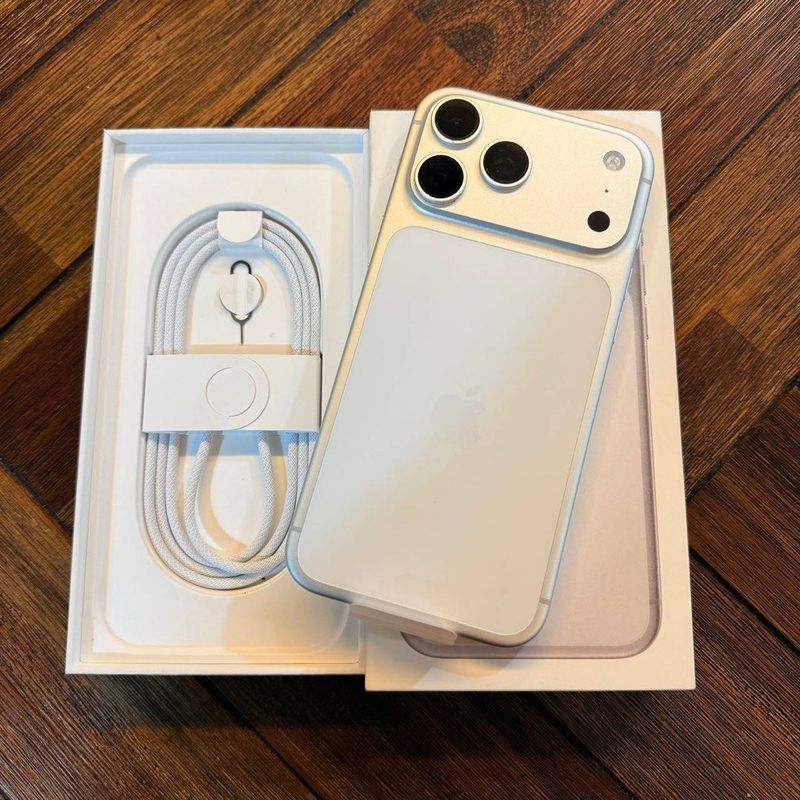 iPhone 17 Pro Max 256gb Silver