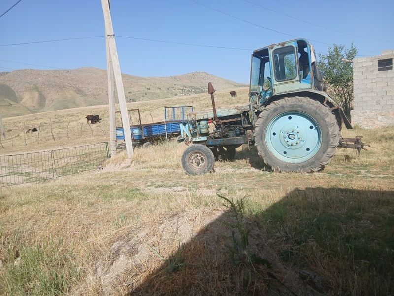Sotiladi traktor 28 Sotiladi traktor 28