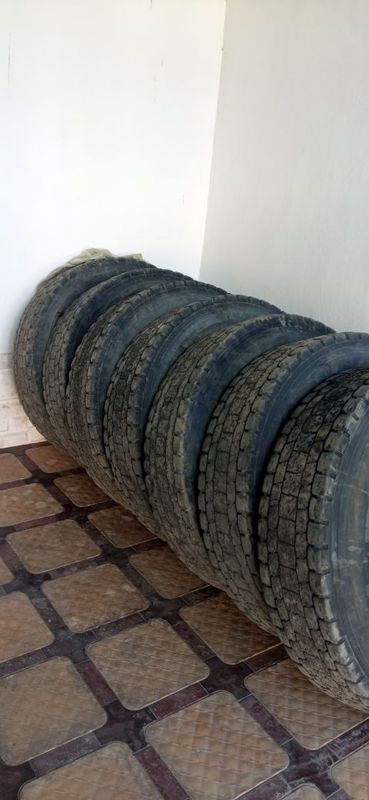 Балон камаз 11R 22,5. 7дона бор.Холати яхши. Колгани телда гаплашилади Балон камаз 11R 22,5. 7дона бор.Холати яхши. Колгани телда гаплашилади