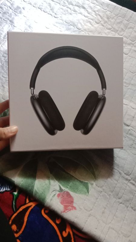 Airpods max navushnikni yangi ishlatilmagan Airpods max navushnikni yangi ishlatilmagan