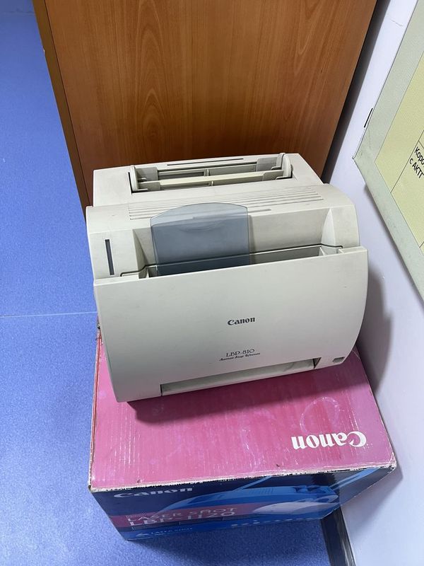 2 Принтер продаёться Canon LBP-1120 Laser Shot