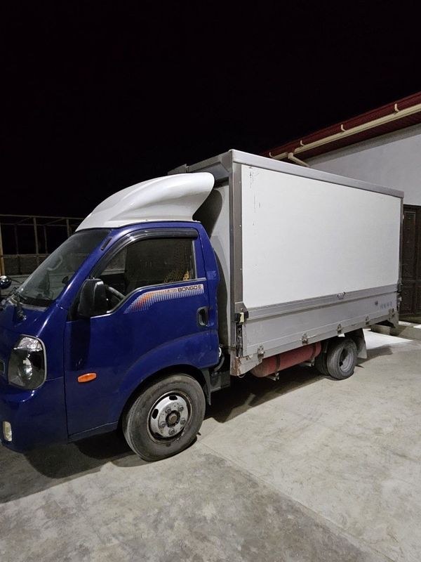 Kia bonga 3 1.2 tona Kia bonga 3 1.2 tona