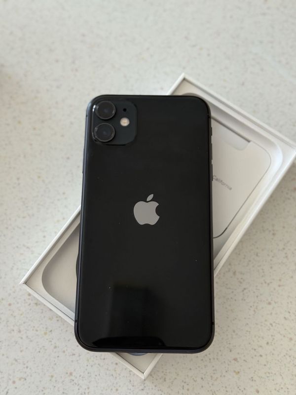 iPhone 11 sotiladi ! iPhone 11 sotiladi !