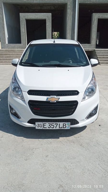 Chevrolet Spark 2012 yil Chevrolet Spark 2012 yil