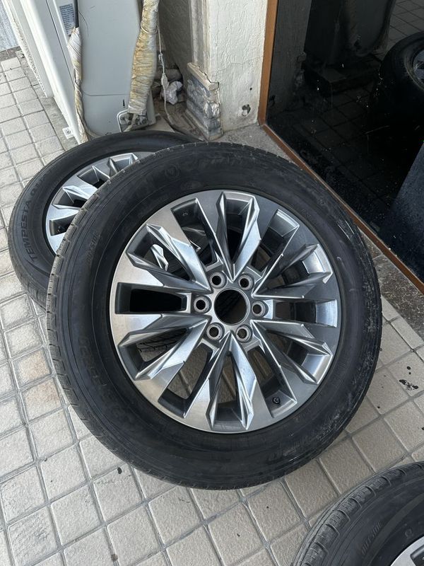Land cruiser 300 diska baloni yangi xolatda Land cruiser 300 diska baloni yangi xolatda