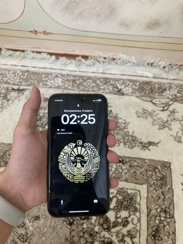 Iphone 11 sotiladi