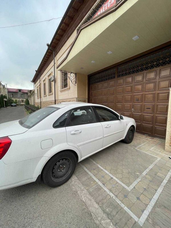 Продам Участок 32-М Фасад 14-Соток Ипакчи Махаля Продам Участок 32-М Фасад 14-Соток Ипакчи Махаля