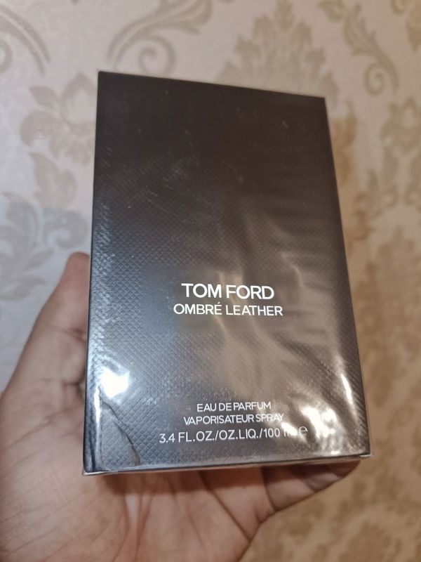 Срочно продам новый духи Tom ford OMBRE LEATHER Срочно продам новый духи Tom ford OMBRE LEATHER