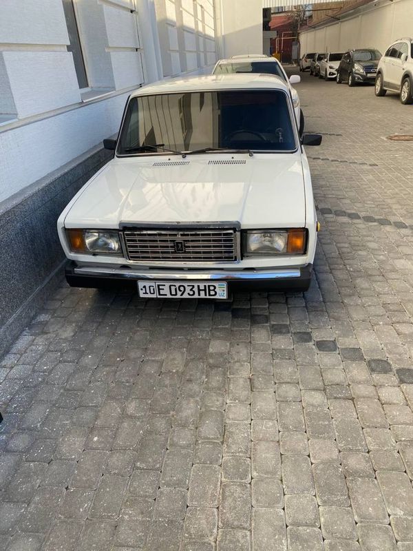 Vaz 2107 srochna sotiladi Vaz 2107 srochna sotiladi