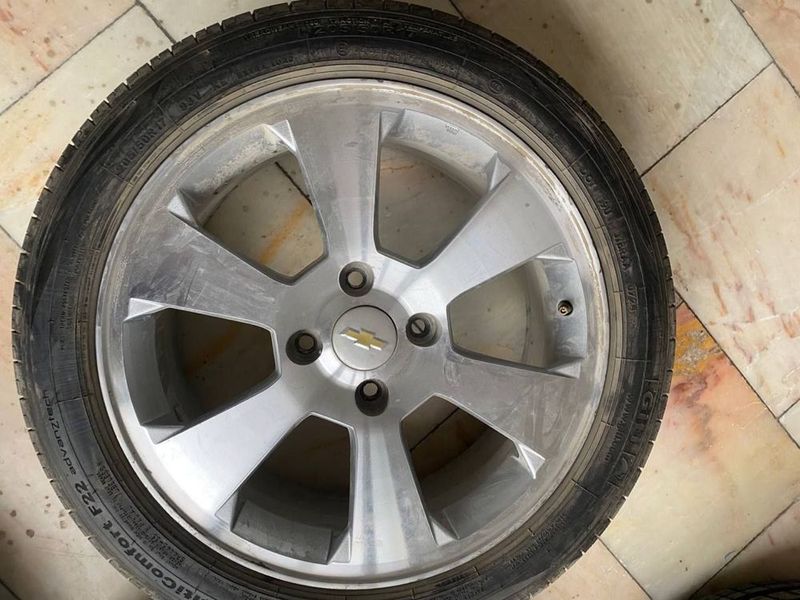 Diska balon sotiladi razmeri 17 jentraga narxlari arzon 245$ keliwadig Diska balon sotiladi razmeri 17 jentraga narxlari arzon 245$ keliwadig